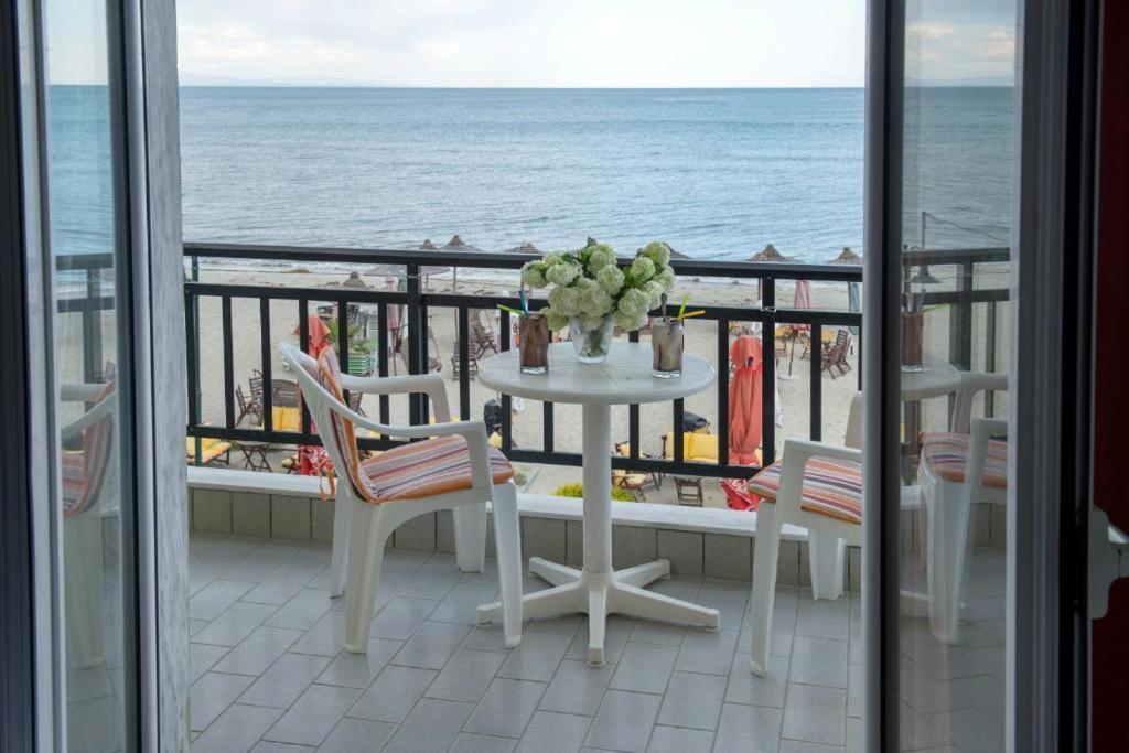 El Greco Hotel Olympic Beach Olympiakí Aktí Dış mekan fotoğraf